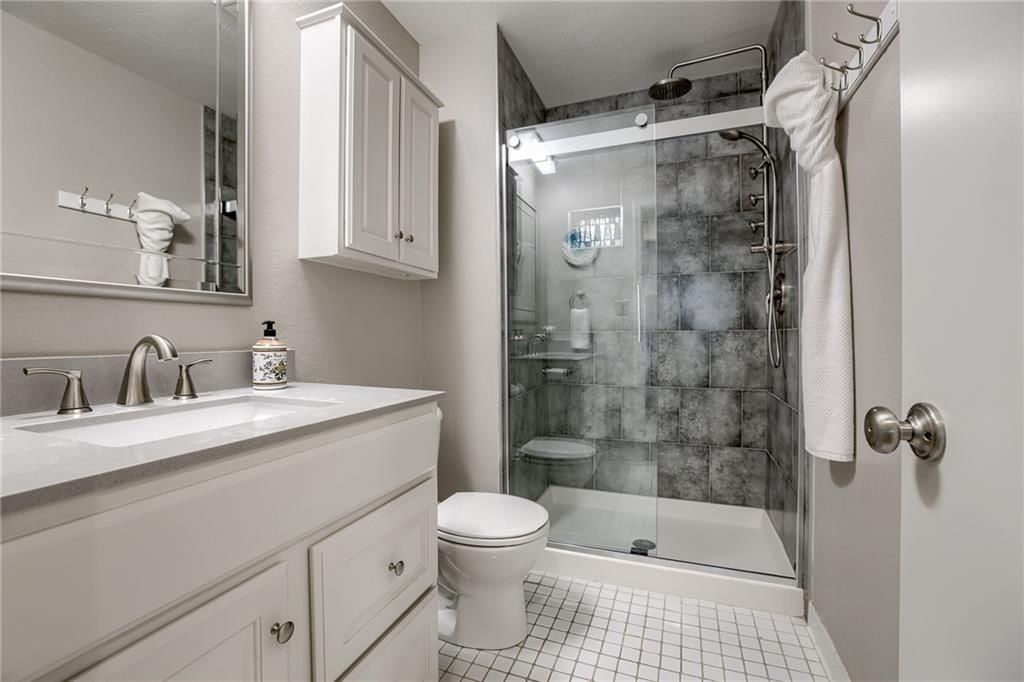 6001 N Kansas Avenue — photo 11