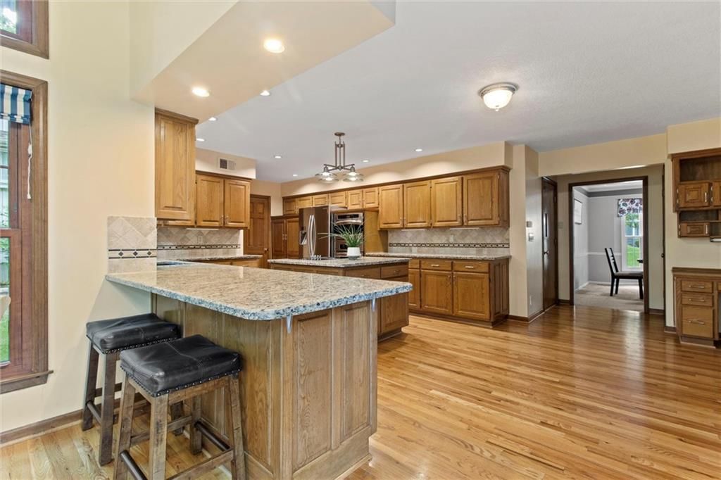 7524 Widmer Road — photo 10