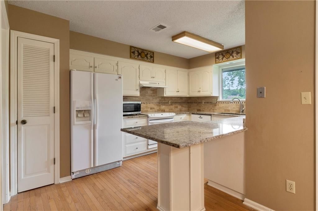 14228 S Sycamore Drive — photo 14
