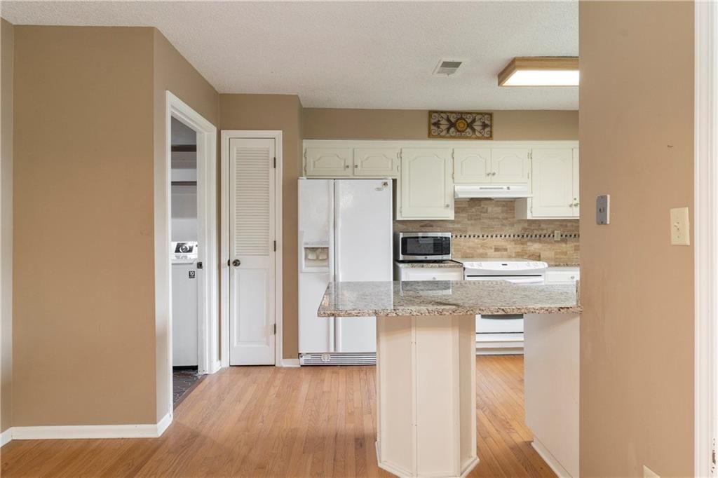 14228 S Sycamore Drive — photo 15
