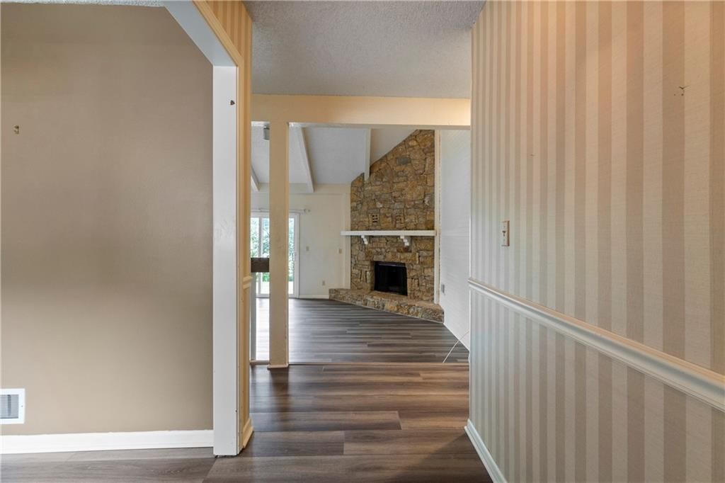 14228 S Sycamore Drive — photo 4