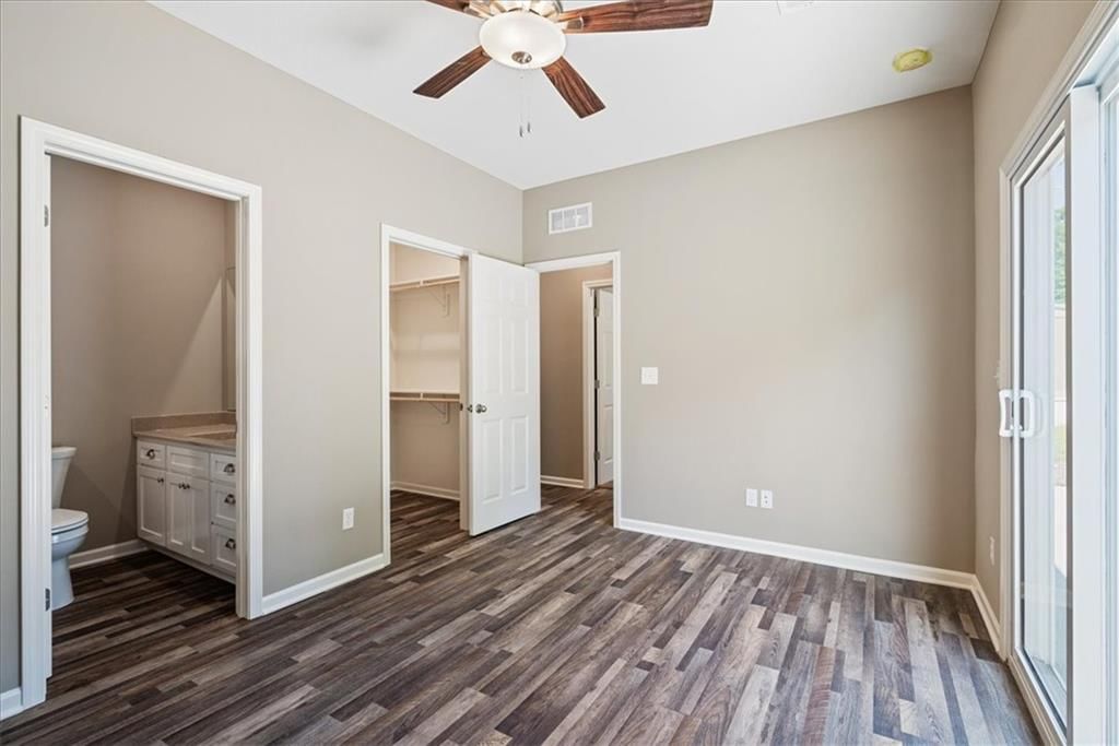 829 E 8th Street — photo 15