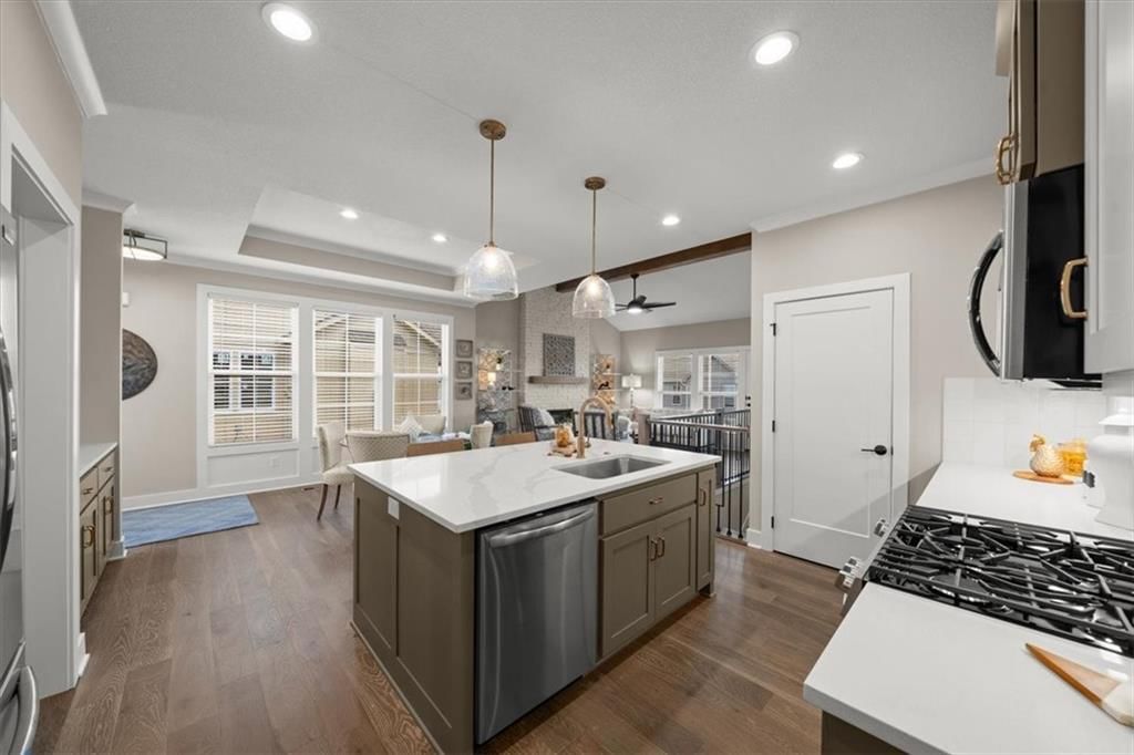 8259 Aurora Street — photo 8