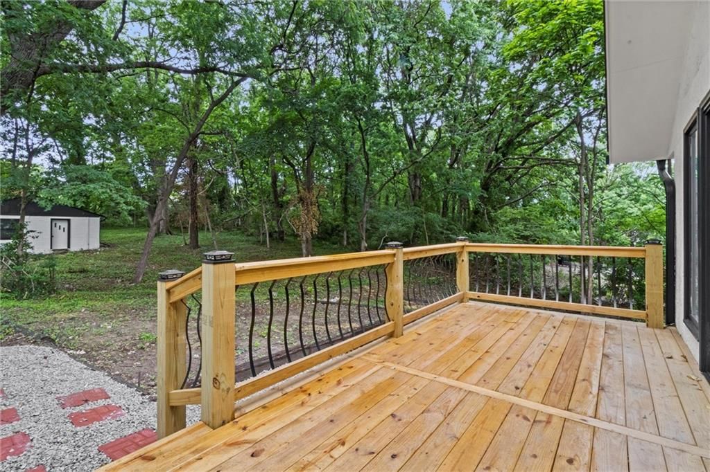 6800 N Holmes Street — photo 24