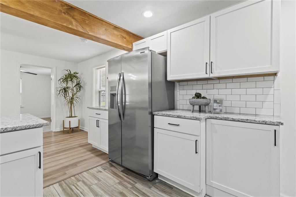 6800 N Holmes Street — photo 38