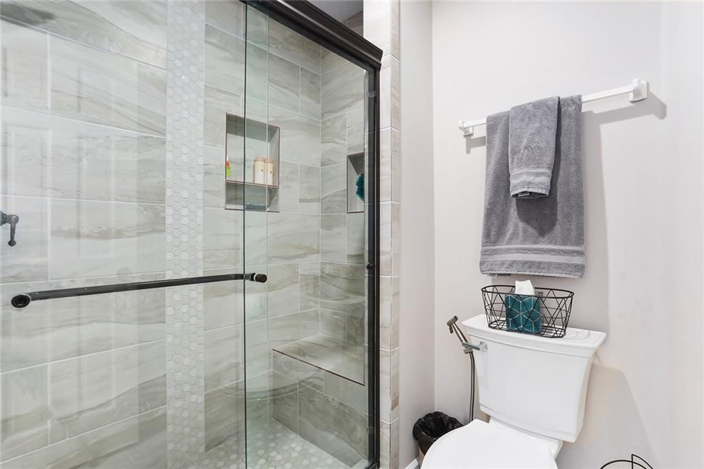 5700 N Woodland Point — photo 27