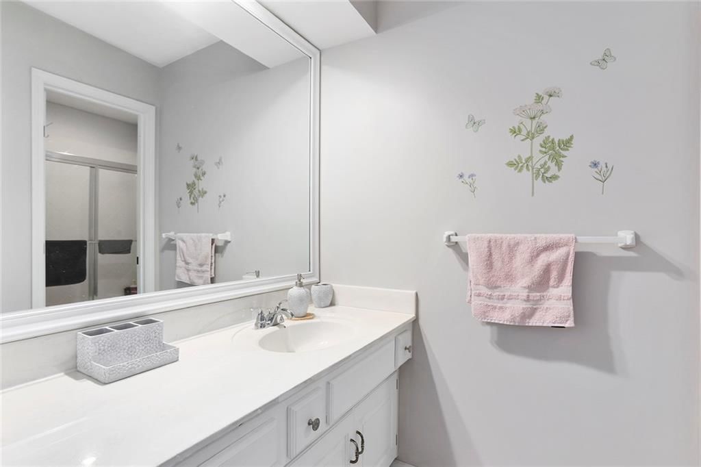 5700 N Woodland Point — photo 30
