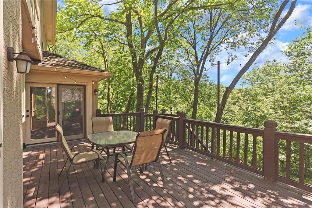 5700 N Woodland Point — photo 45
