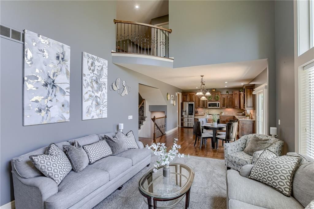 8815 N Saint Clair Avenue — photo 11