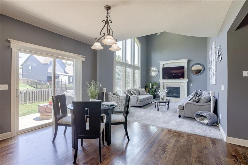 8815 N Saint Clair Avenue — photo 12
