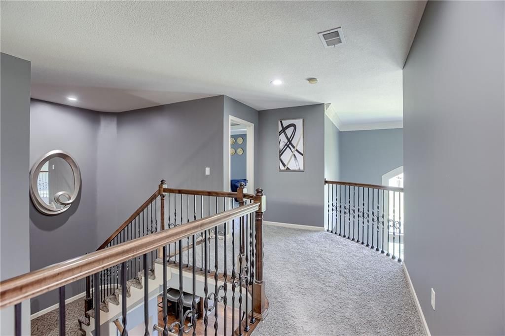 8815 N Saint Clair Avenue — photo 24