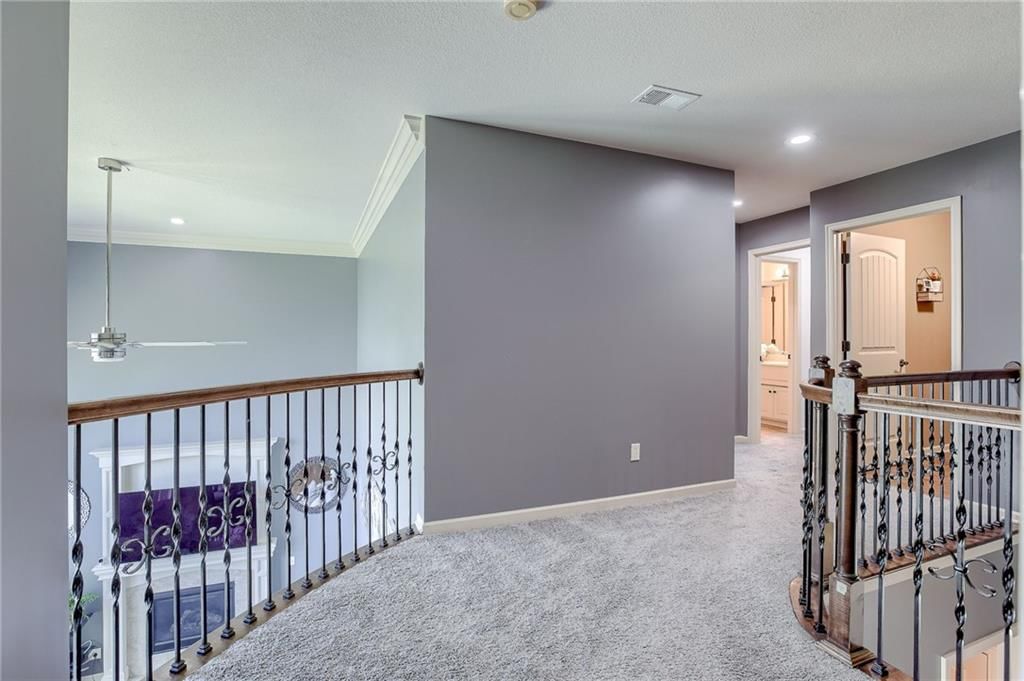8815 N Saint Clair Avenue — photo 31