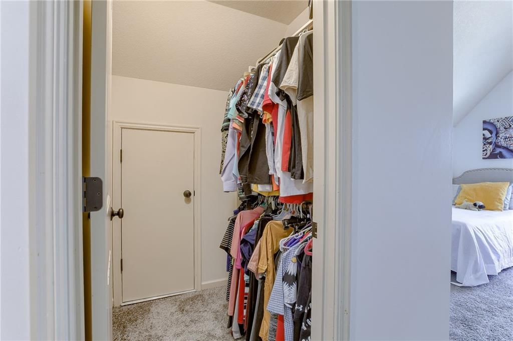 8815 N Saint Clair Avenue — photo 36