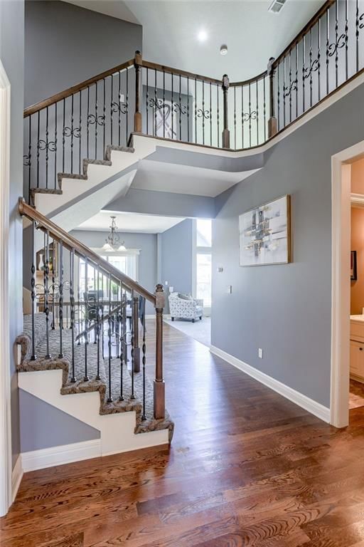 8815 N Saint Clair Avenue — photo 6