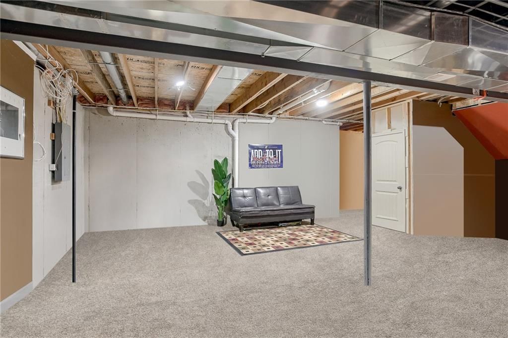 8815 N Saint Clair Avenue — photo 61