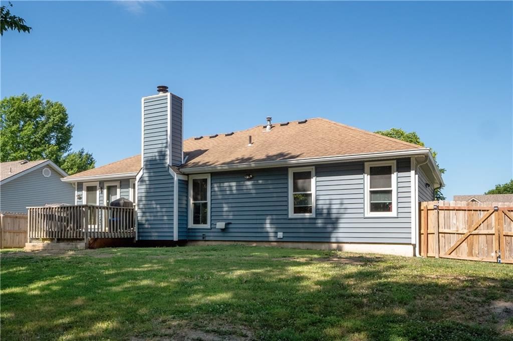 6523 NW Sioux Drive — photo 33