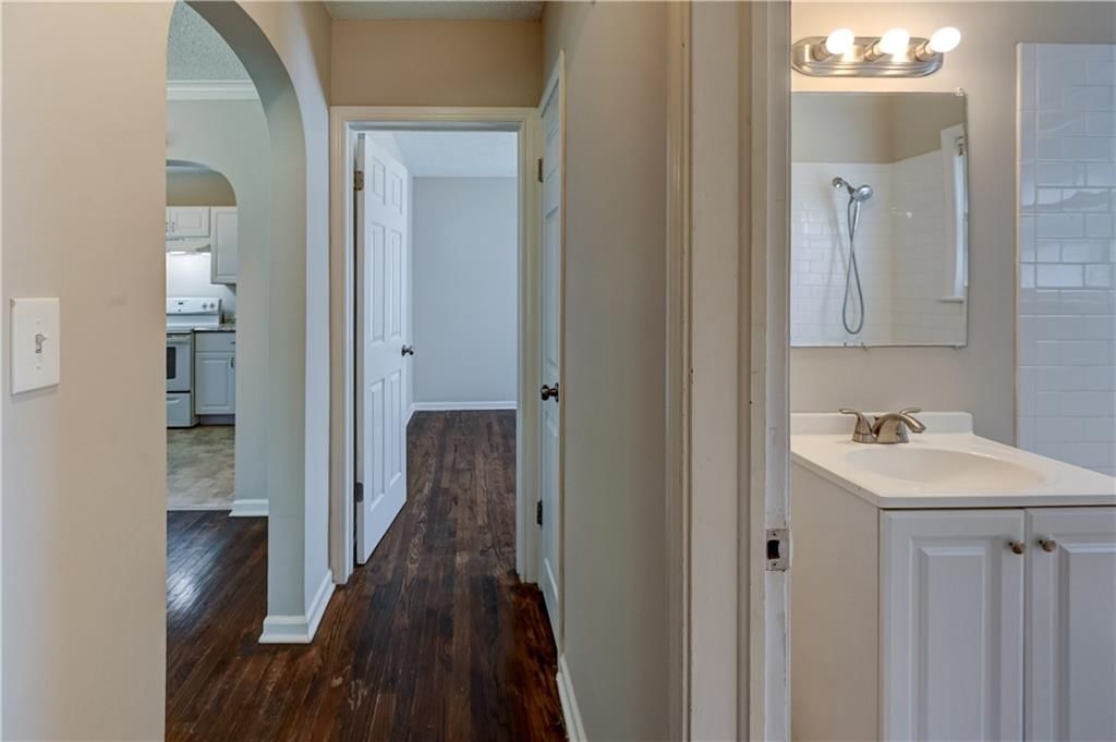 4757 Georgia Avenue — photo 17