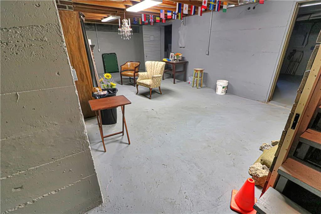 119 W Gay Street — photo 38