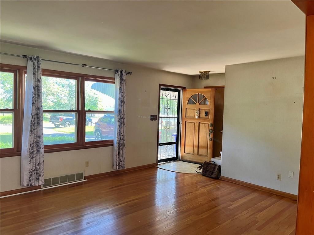 1313 E 125th Terrace — photo 7