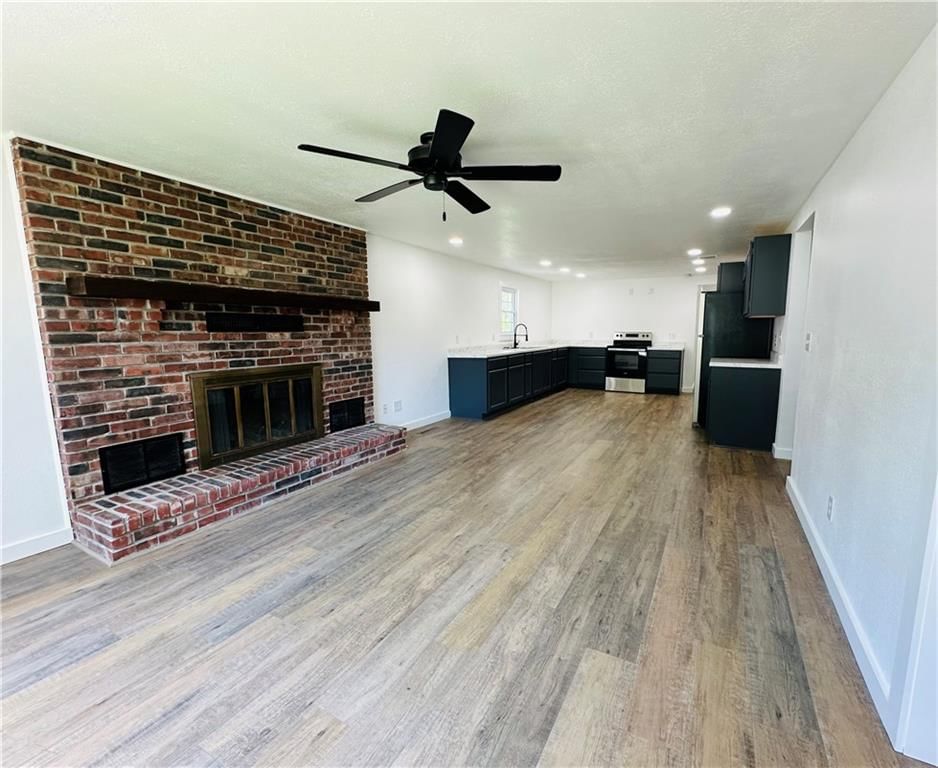 421 E Madison Street — photo 11