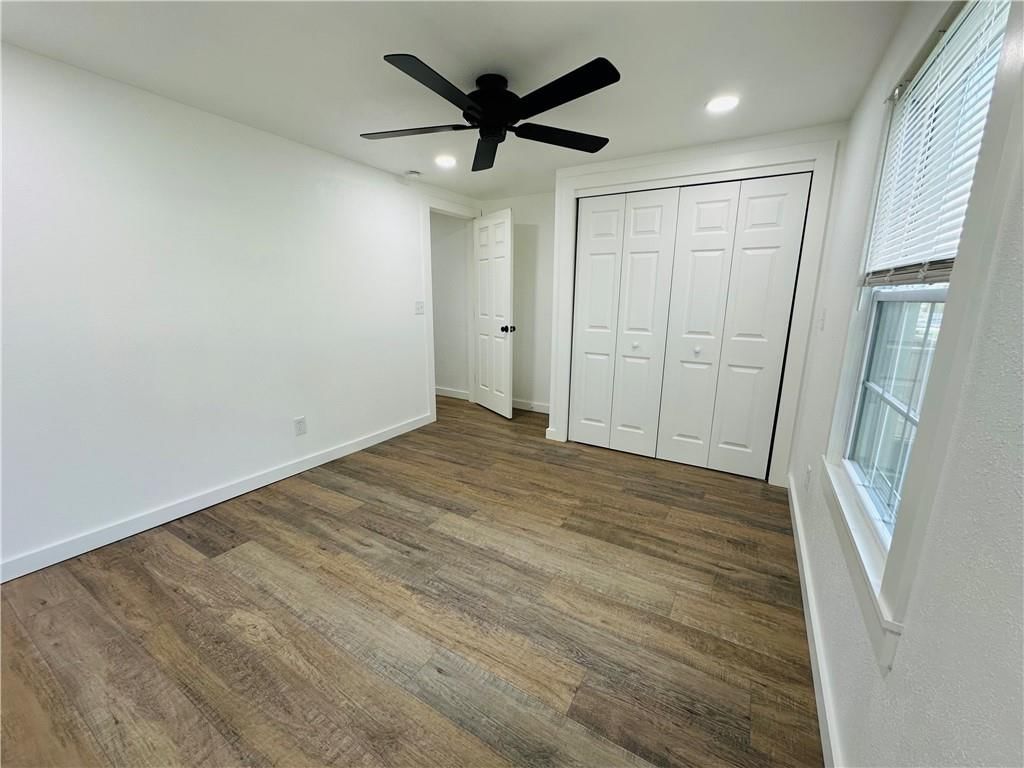 421 E Madison Street — photo 15