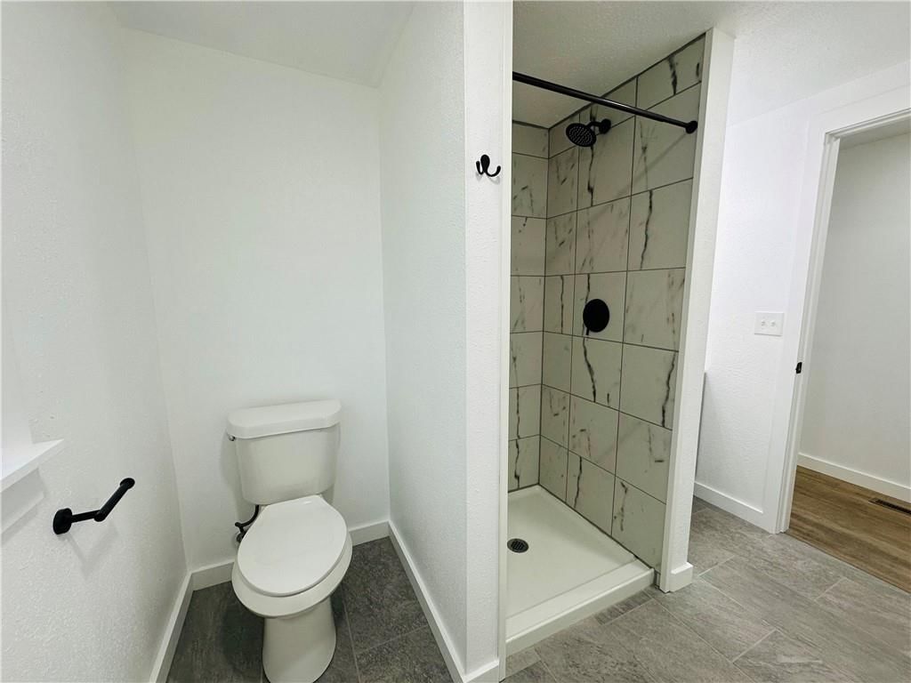 421 E Madison Street — photo 21