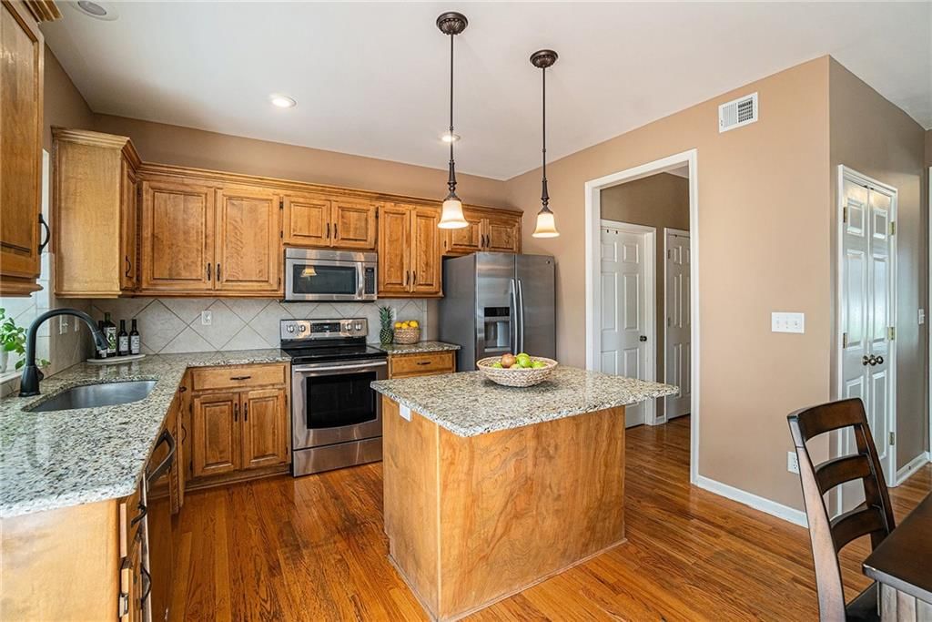 2725 SW Monarch Drive — photo 14