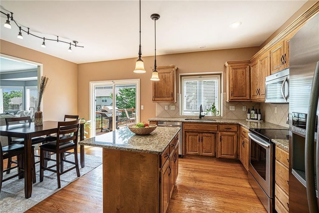 2725 SW Monarch Drive — photo 15