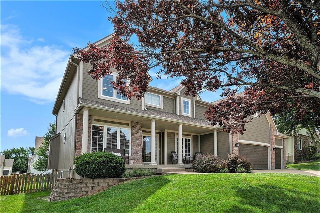 2725 SW Monarch Drive — photo 3
