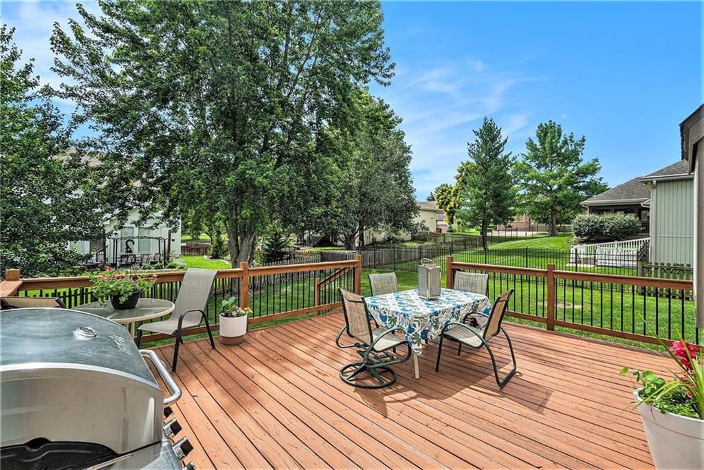 2725 SW Monarch Drive — photo 42