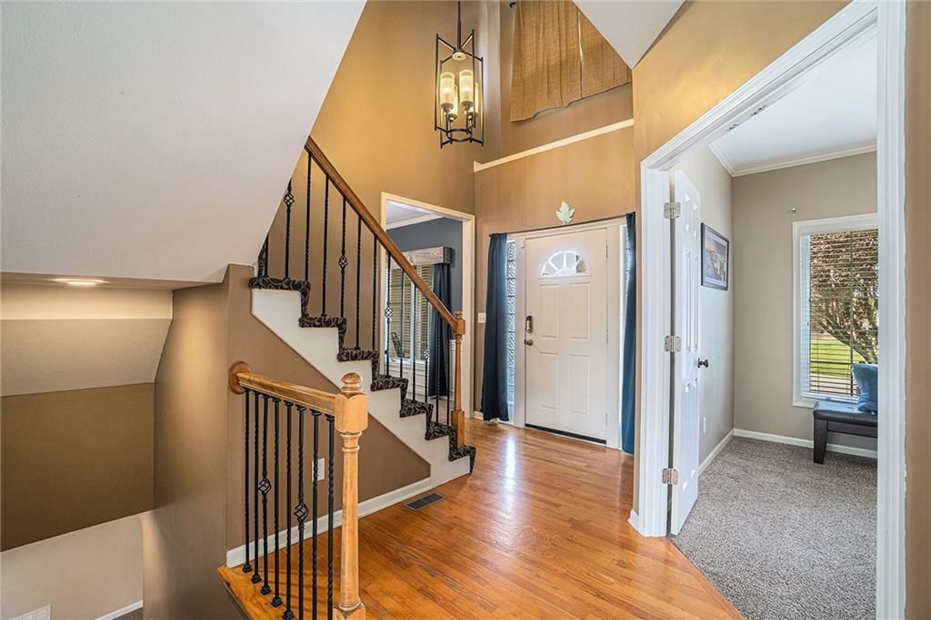 2725 SW Monarch Drive — photo 6
