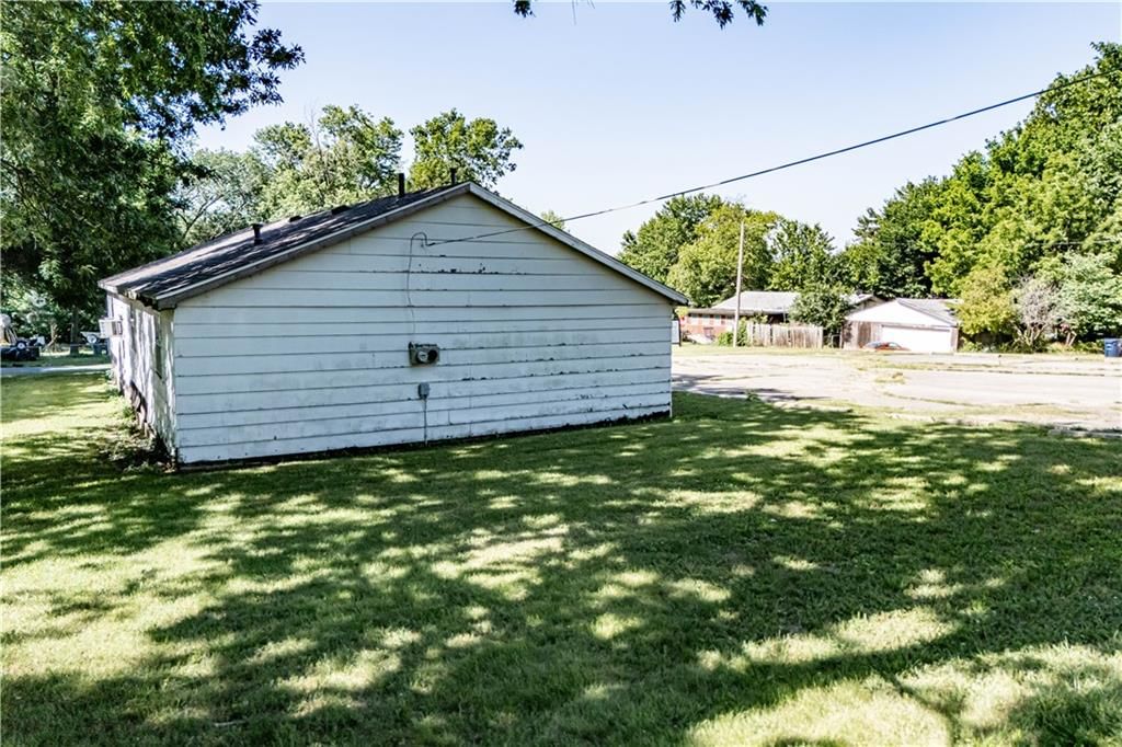 604 E Cedar Street — photo 26
