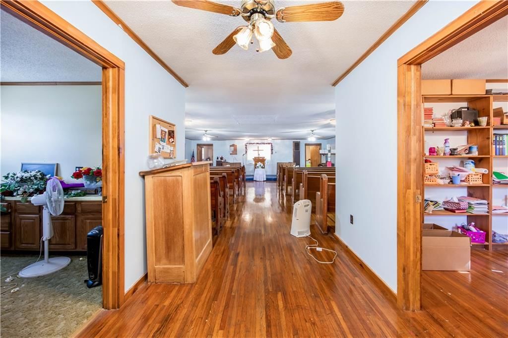 604 E Cedar Street — photo 9