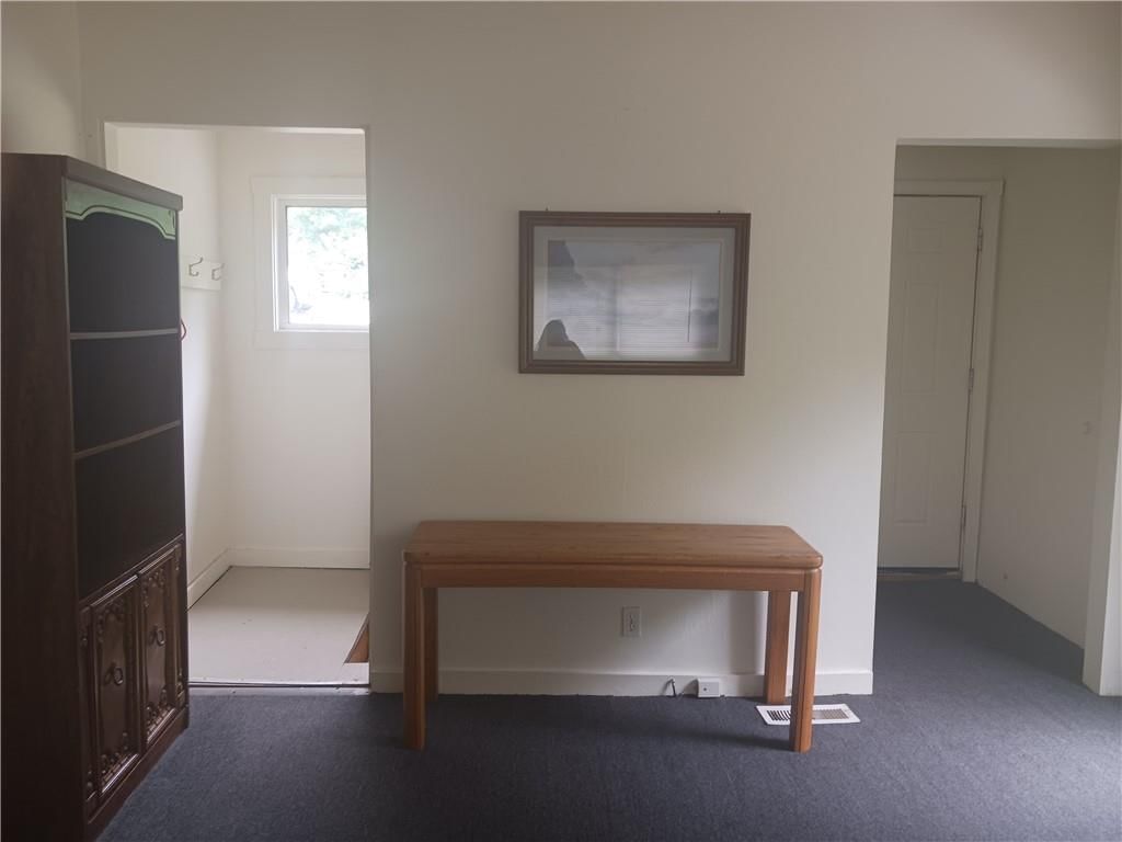 2427 S 11 Street — photo 5