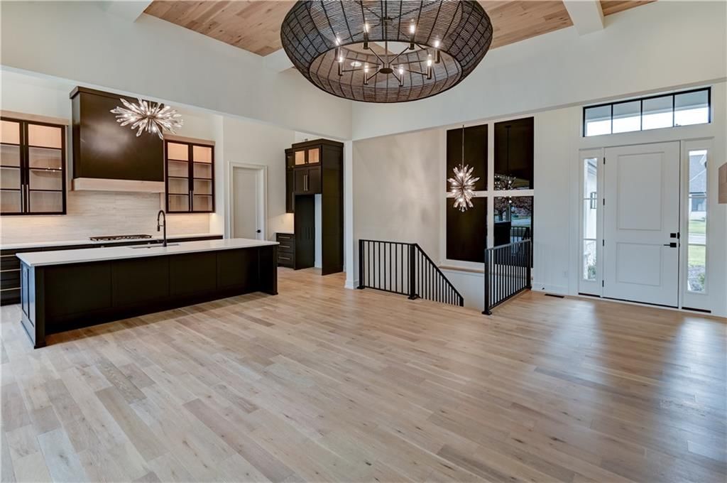 3902 W 84th Terrace — photo 30