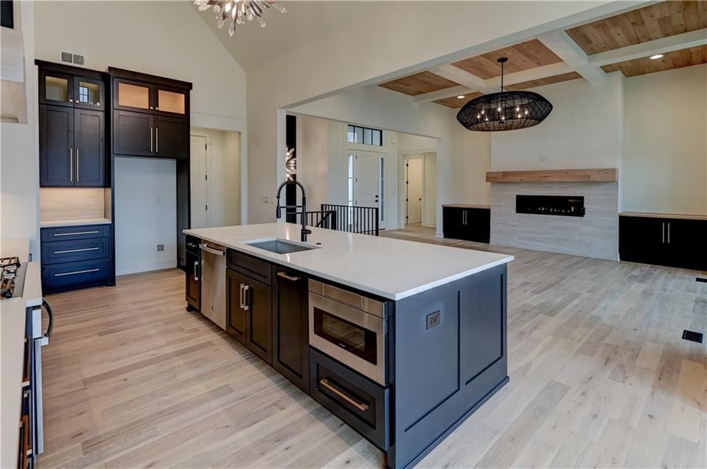 3902 W 84th Terrace — photo 33