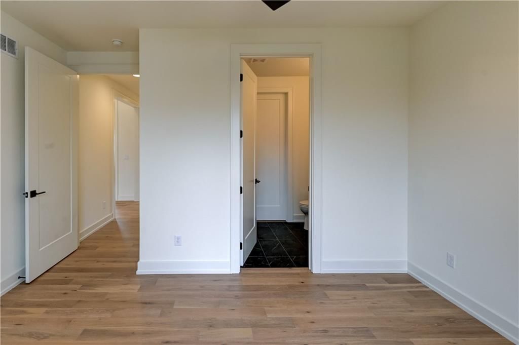 3902 W 84th Terrace — photo 38