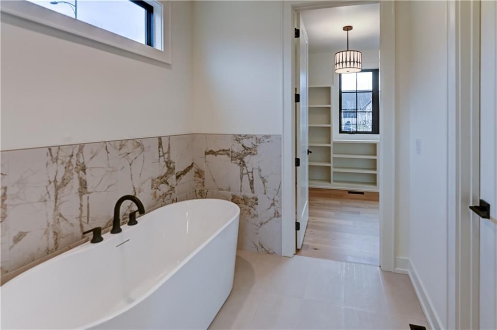 3902 W 84th Terrace — photo 59