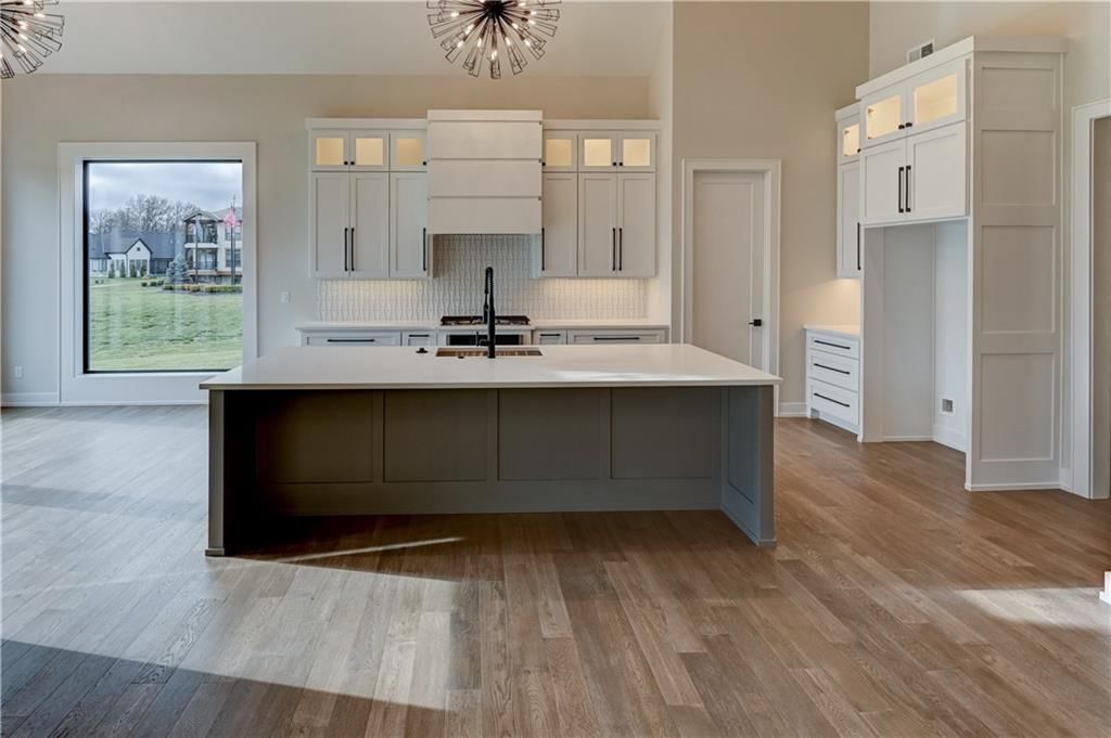 3902 W 84th Terrace — photo 81