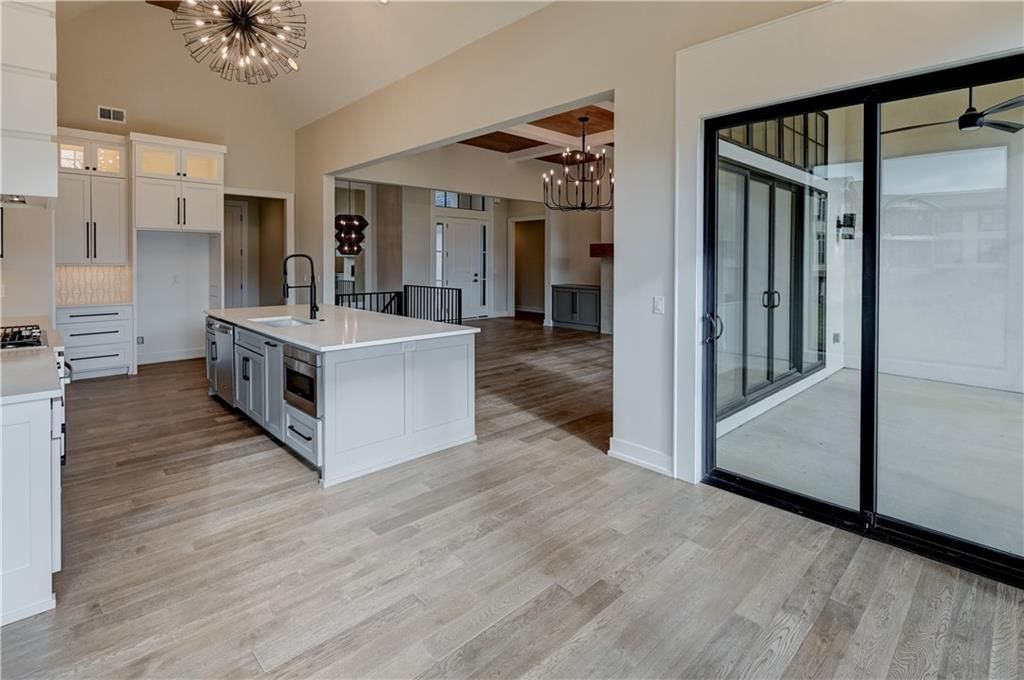 3902 W 84th Terrace — photo 90