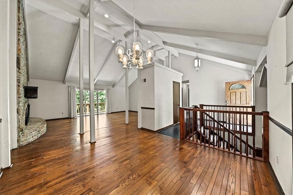 8826 Hirning Road — photo 10