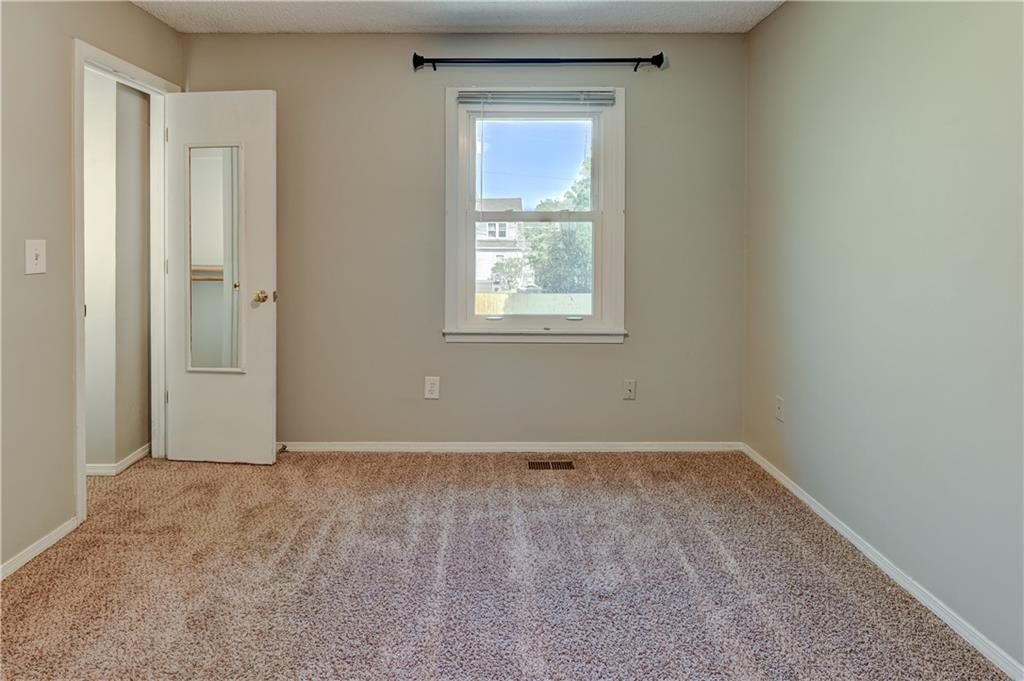 2024 Massachusetts Street — photo 30