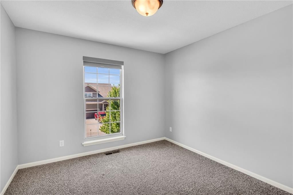 115 SE Briar Valley Lane — photo 23