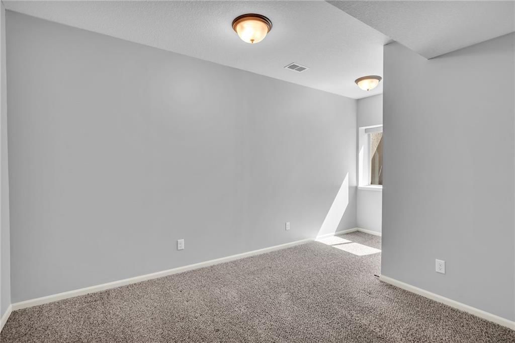 115 SE Briar Valley Lane — photo 28