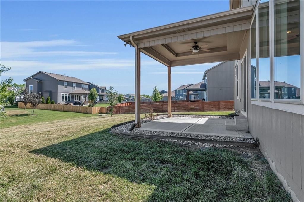 115 SE Briar Valley Lane — photo 34