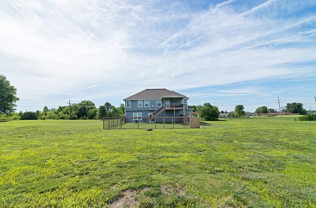 19693 Tonganoxie Drive — photo 28