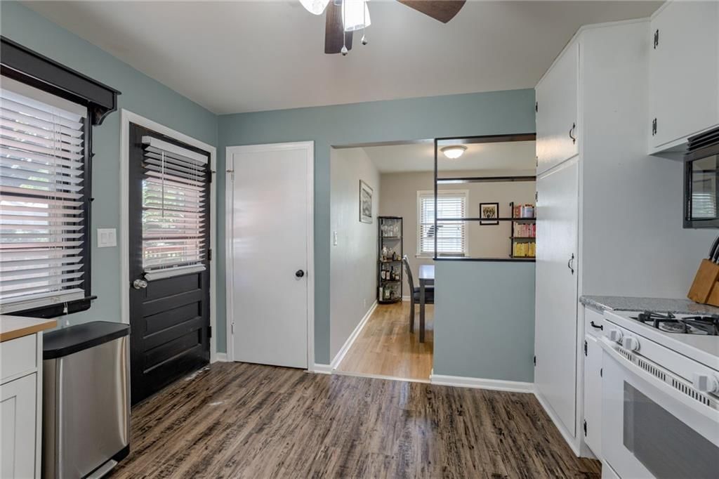 10911 Lister Avenue — photo 10