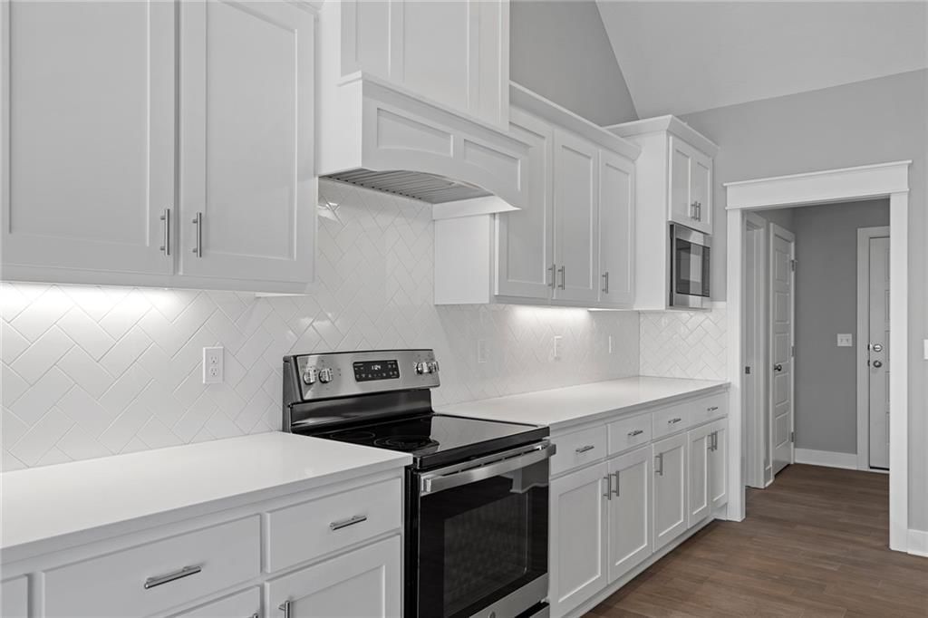 6111 Lewis Drive — photo 12