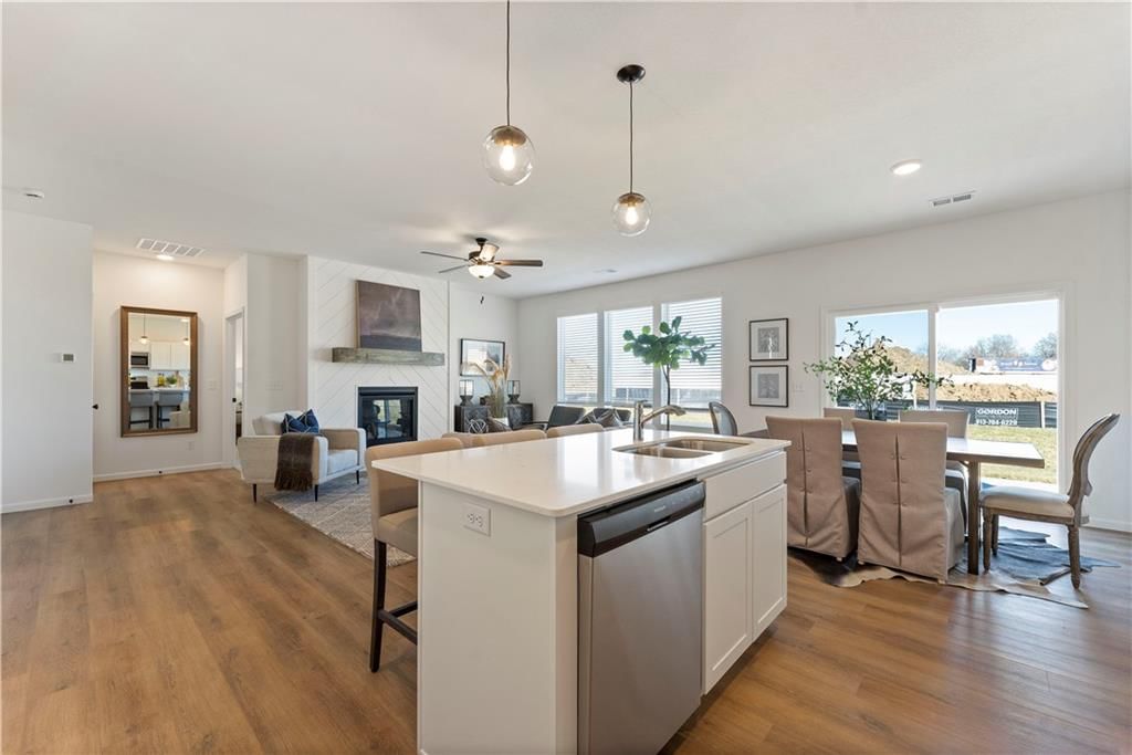 20917 W 190th Place — photo 9