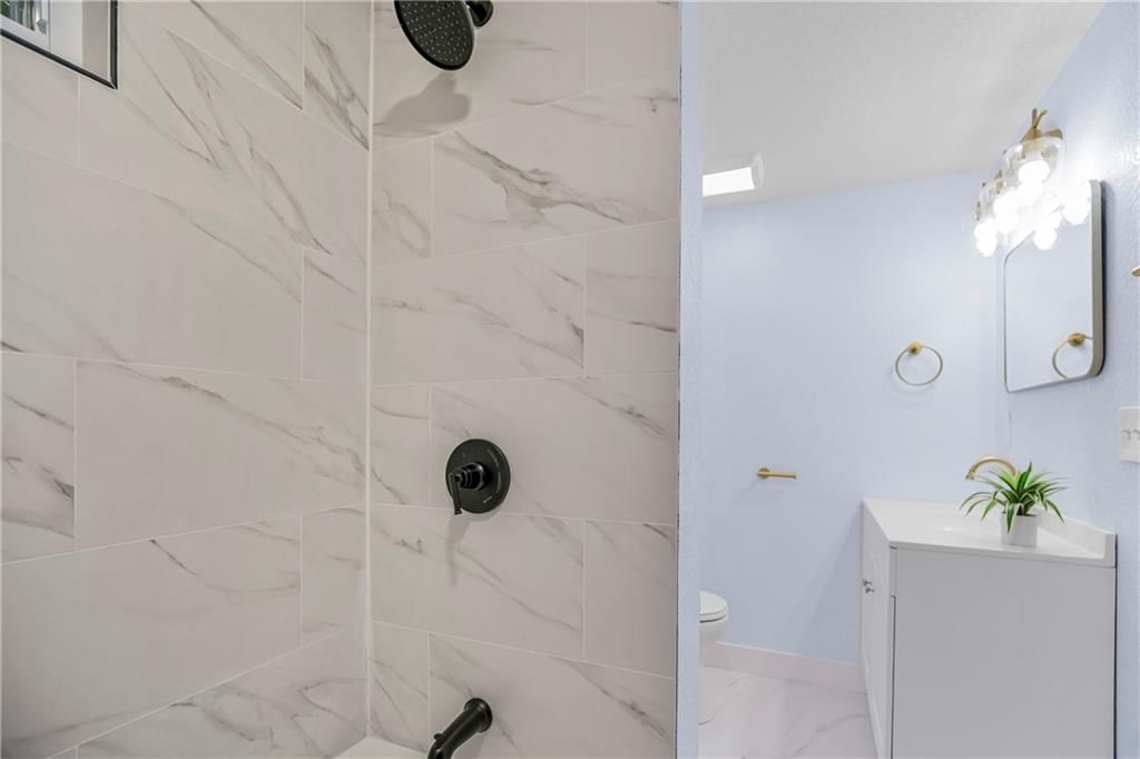 11320 Herrick Avenue — photo 23